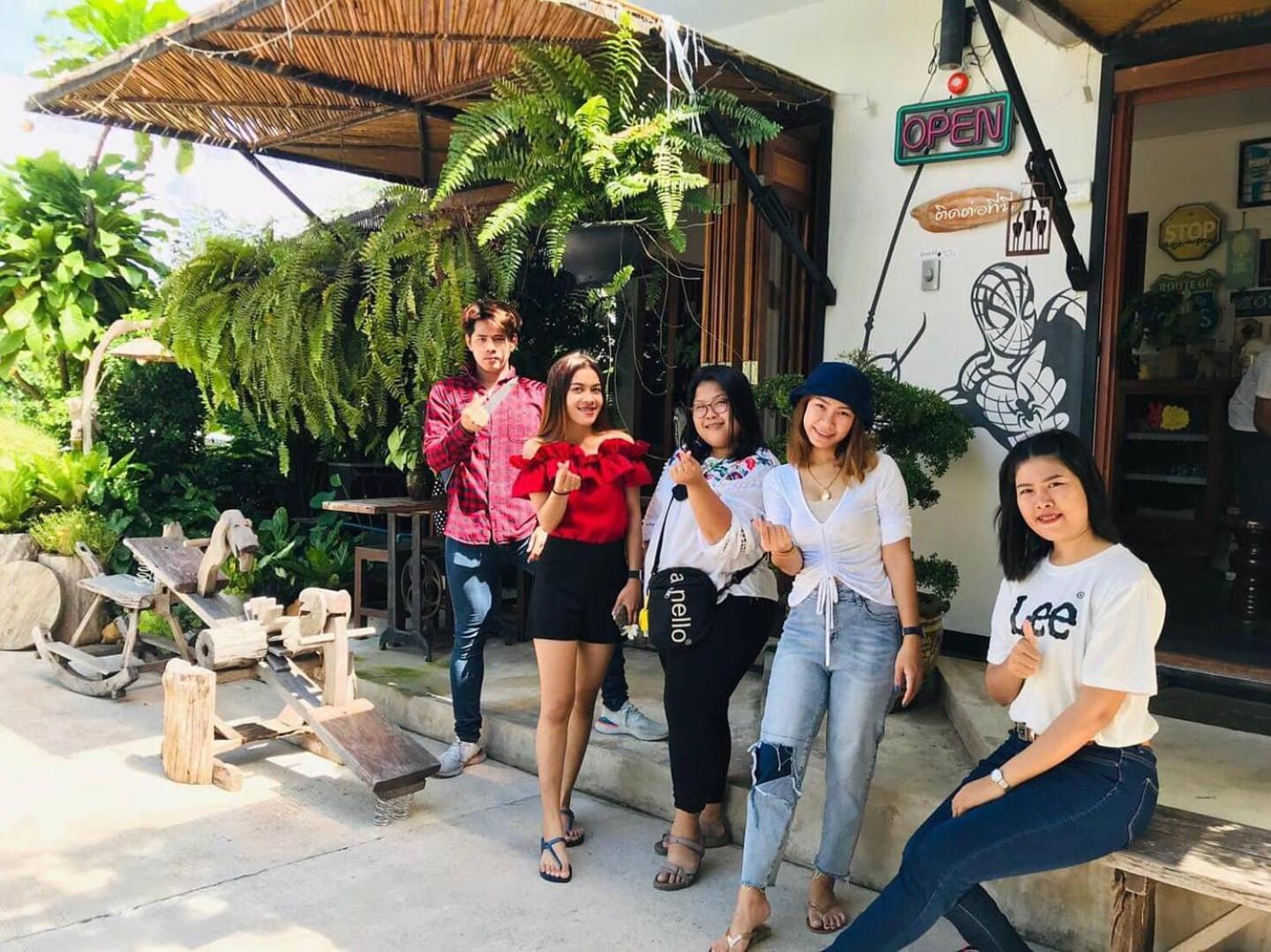 The Mug Resort Csonburi Kültér fotó
