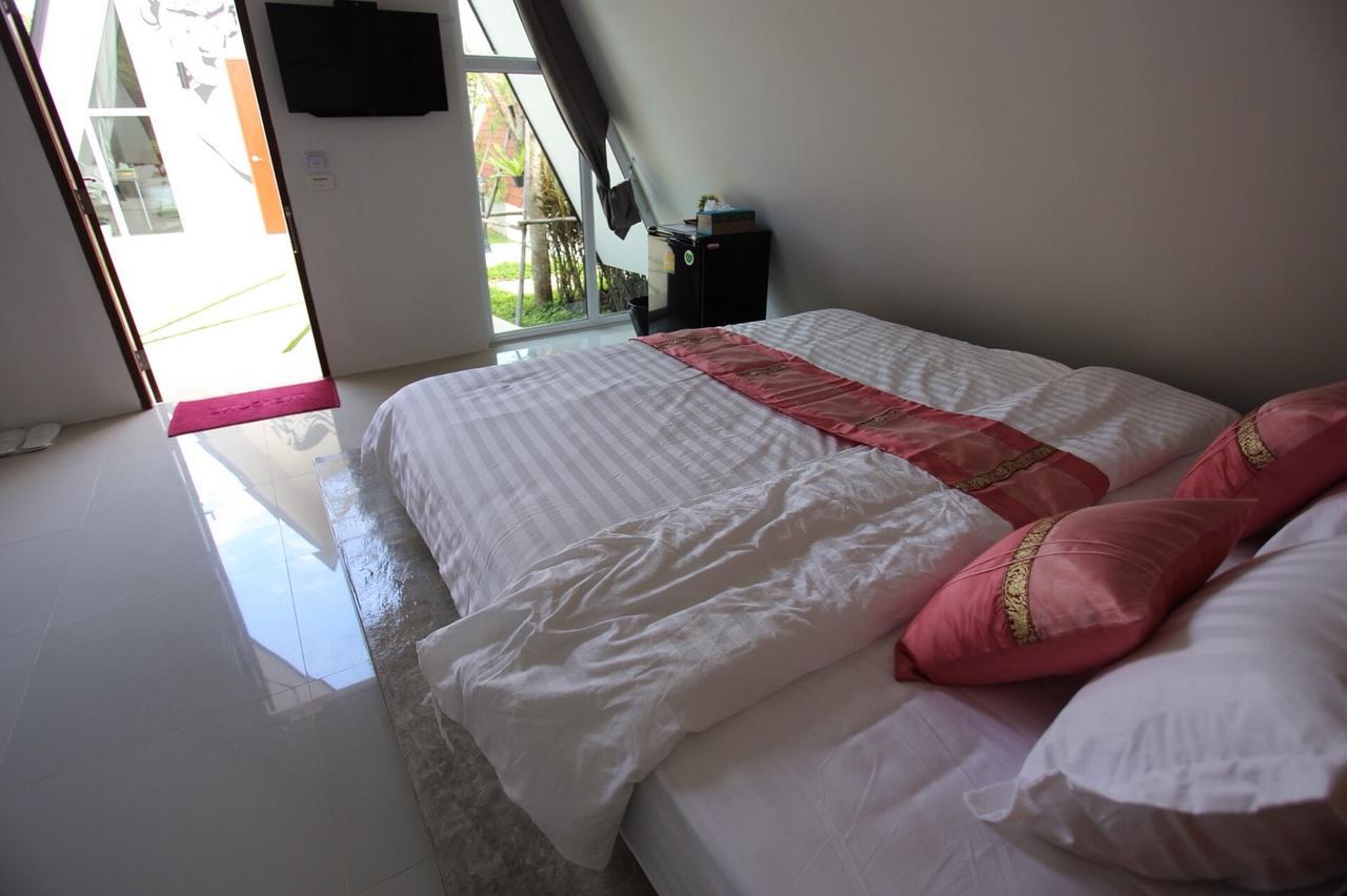 The Mug Resort Csonburi Kültér fotó